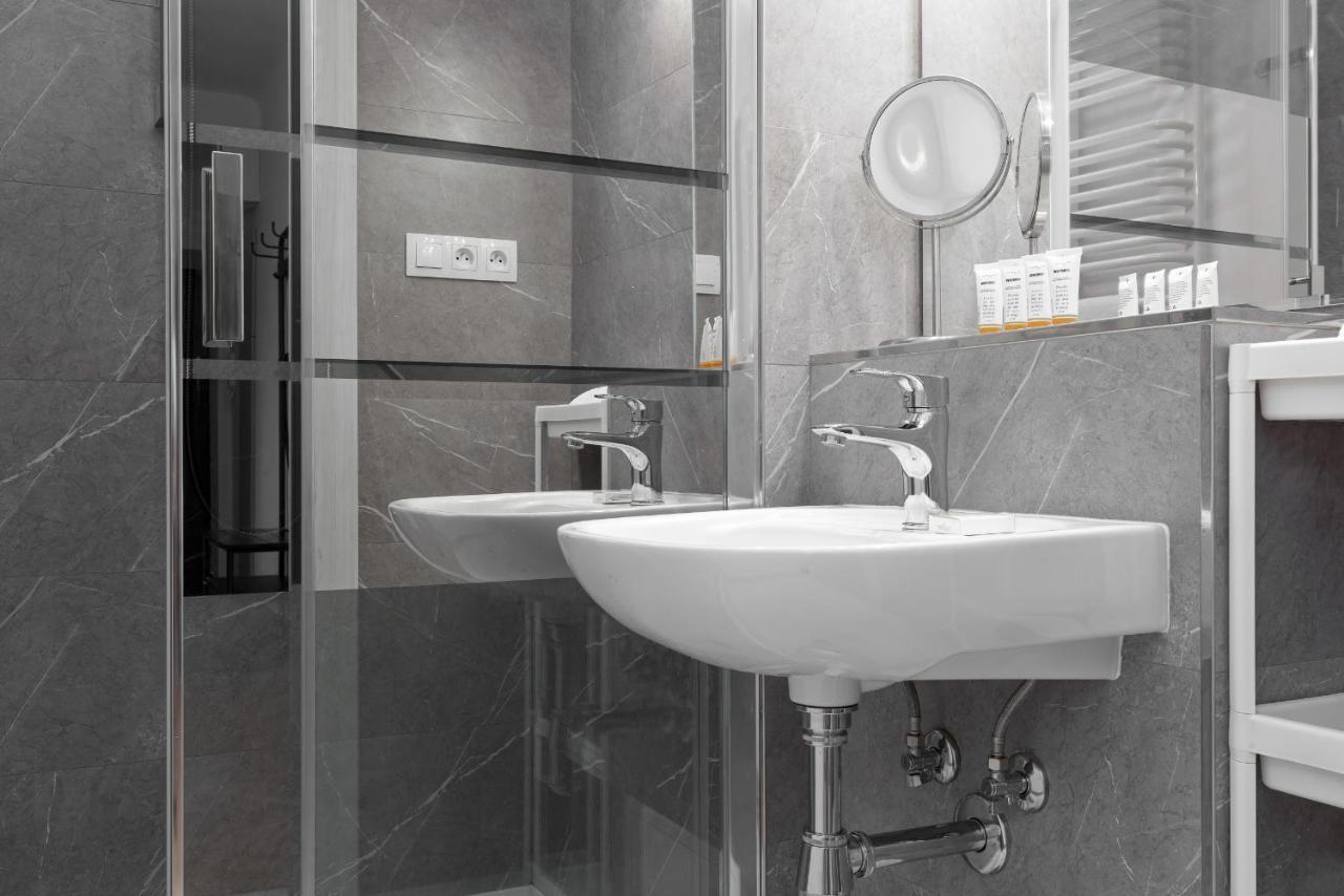 Kamienica Stanislawa Augusta Warszawa By Noclegi Renters Ngoại thất bức ảnh